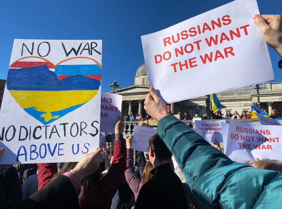 Russian protesters join a rally against Russia’s invasion of Ukraine in Trafalgar Square, London. (PA/Rebecca Speare-Cole)