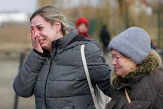 Volunteers extend help to thousands of refugees from Ukraine