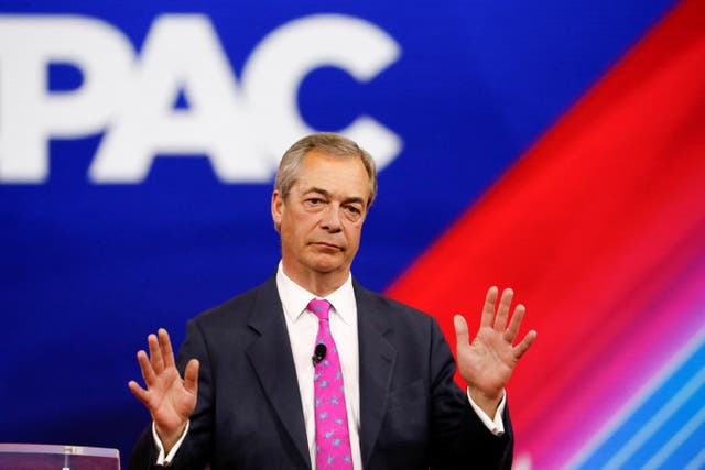 <p>El exeurodiputado Nigel Farage da un discurso en la Conferencia de Acción Política Conservadora, en Orlando </p>