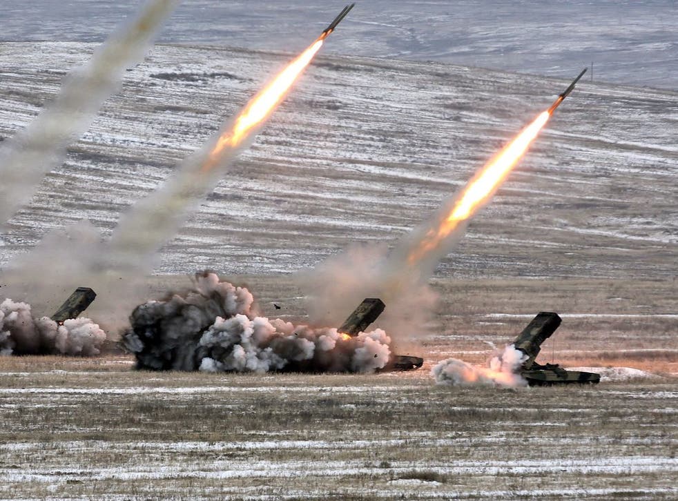 <p>Russian TOS-1 rocket launchers firing thermobaric weapons</p>