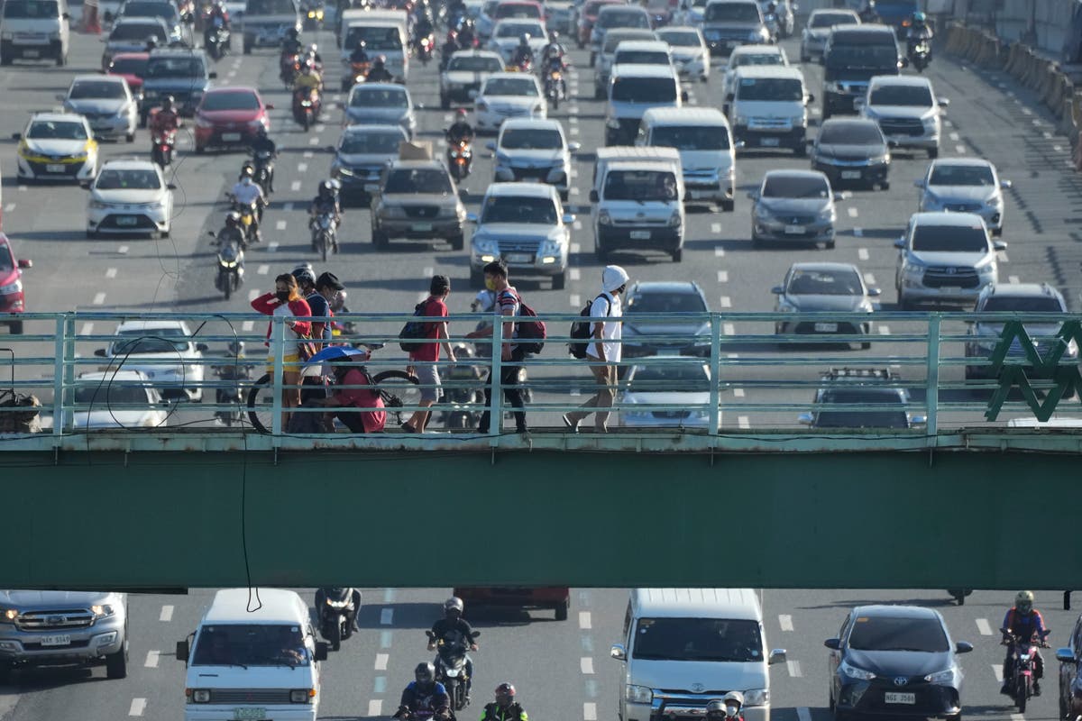 Traffic jams back in Philippine capital as restrictions ease