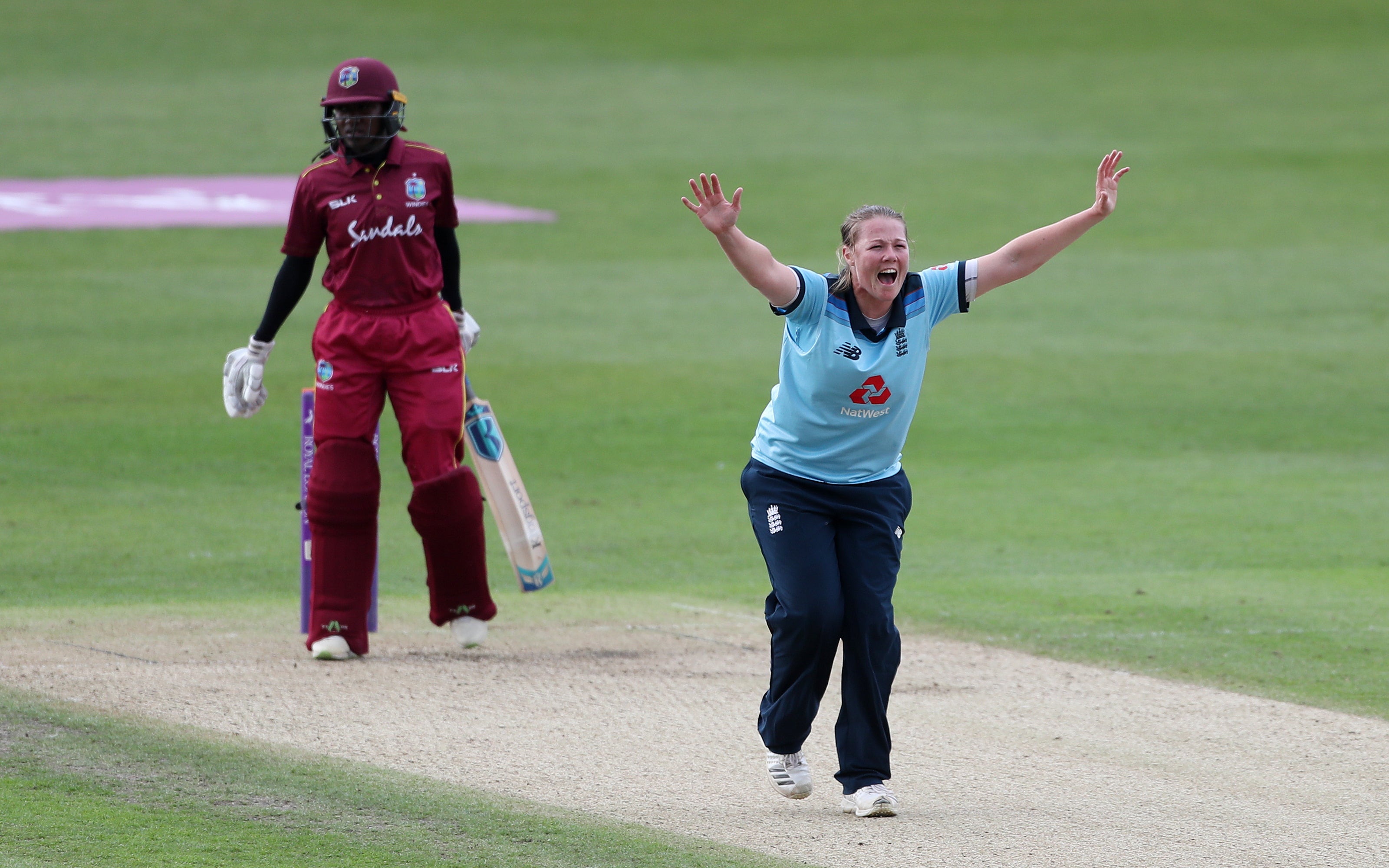 Anya Shrubsole believes England are a match for anyone (David Davies/PA).