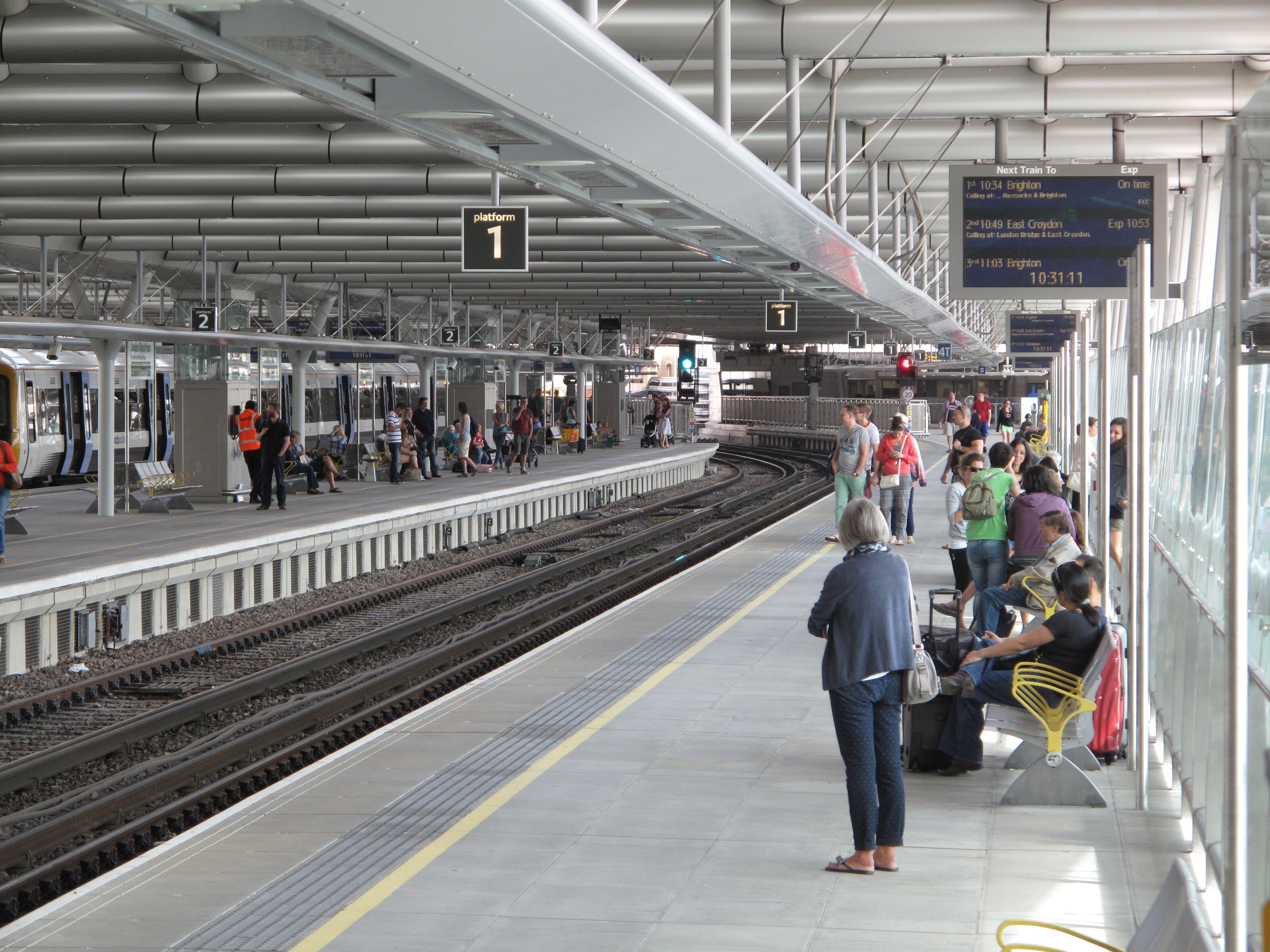 Thameslink passengers at Blackfriars