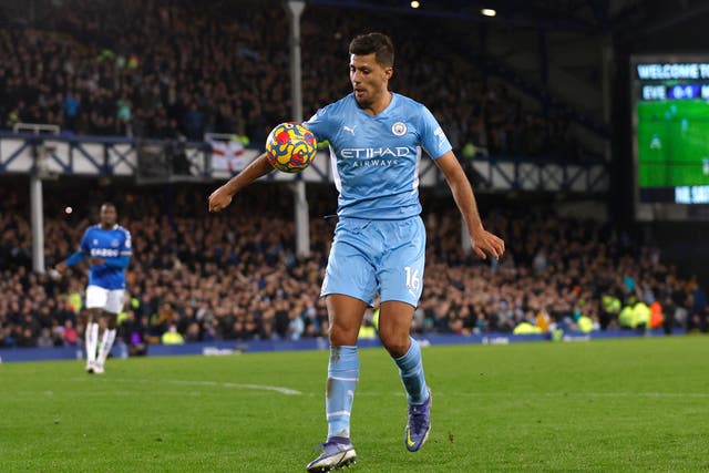 <p>Manchester City midfielder Rodri appeared to handle the ball in the box</p>
