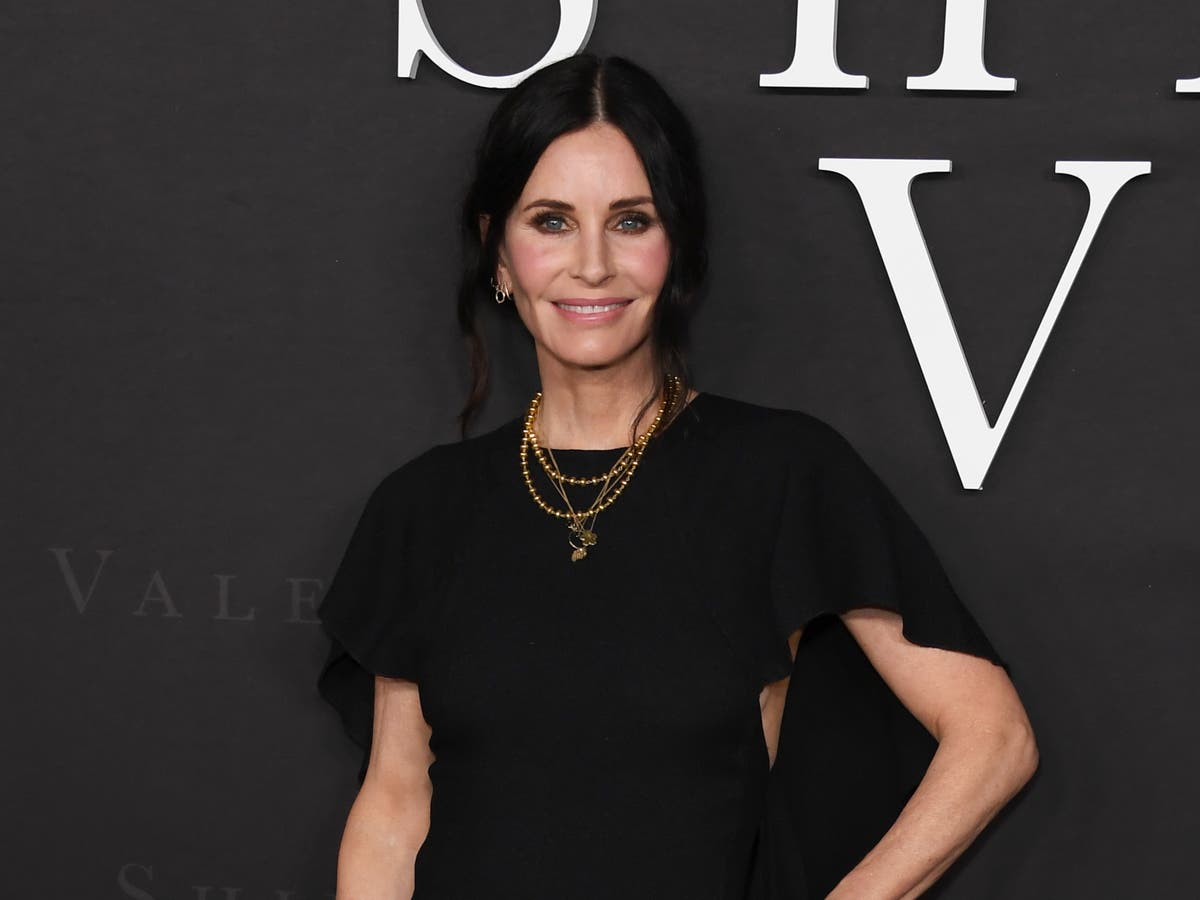 Courteney Cox says she sold her house because it was haunted by a ghost