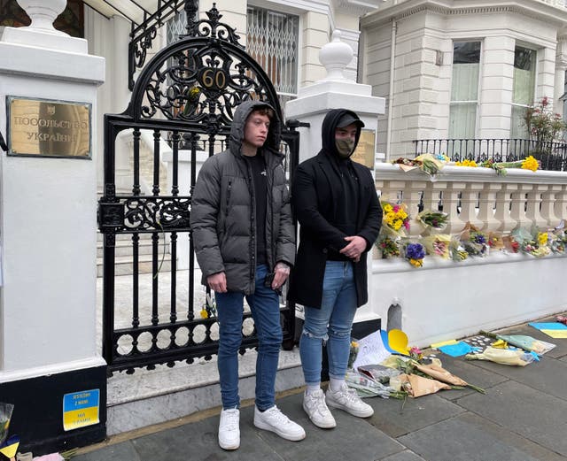 <p>Tom, 20, and Lucas, 21, arrive to join the Ukrainian armed forces at the countr’s embassy in west London on Tuesday.</p>