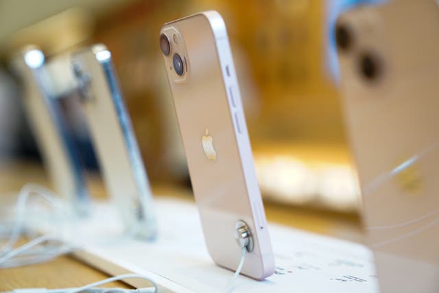 <p>Apple halts the sale of its products in Russia (Kirsty O’Connor/PA</p>