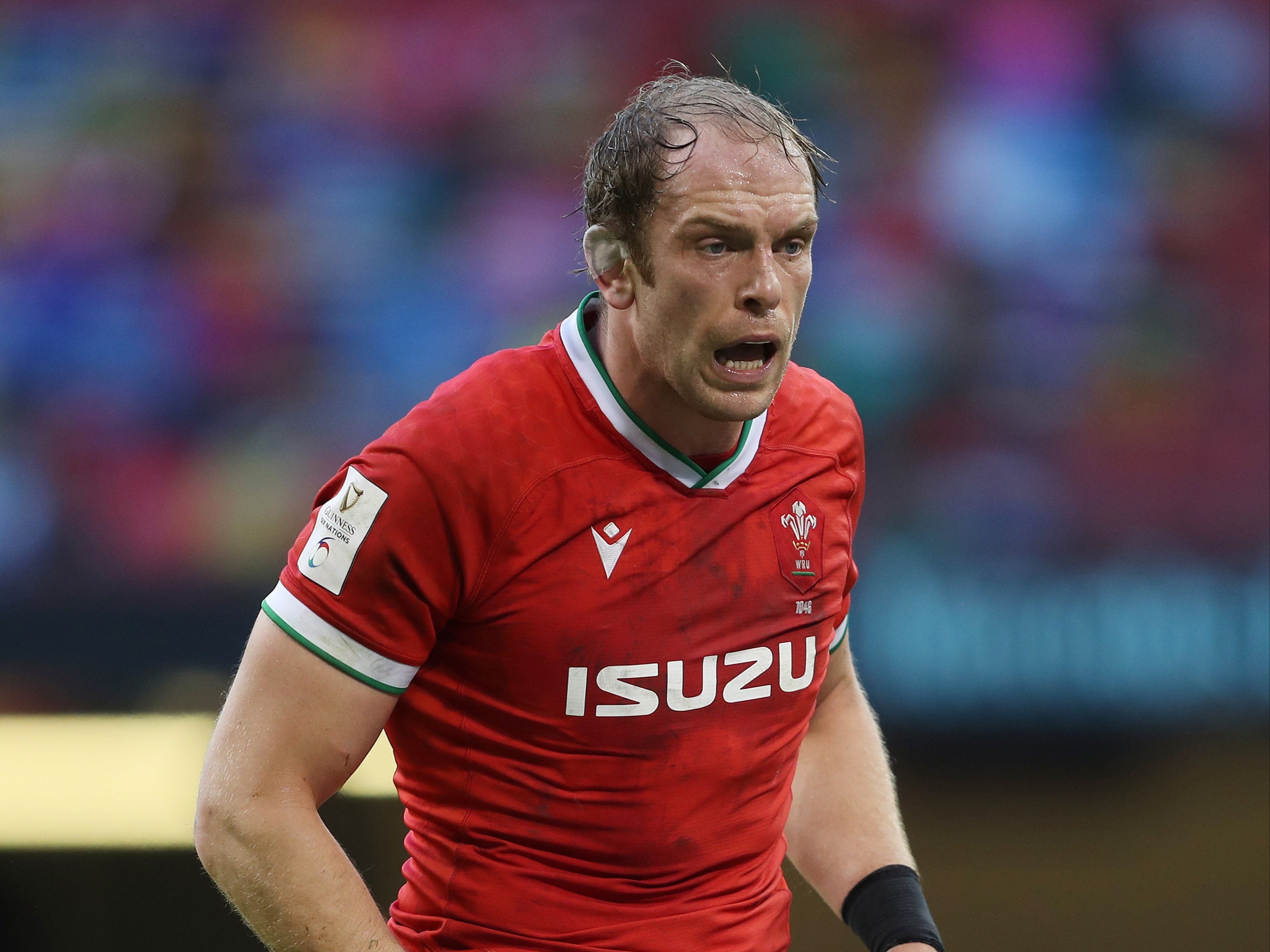 Alun Wyn Jones is continuing his recovery from a shoulder injury