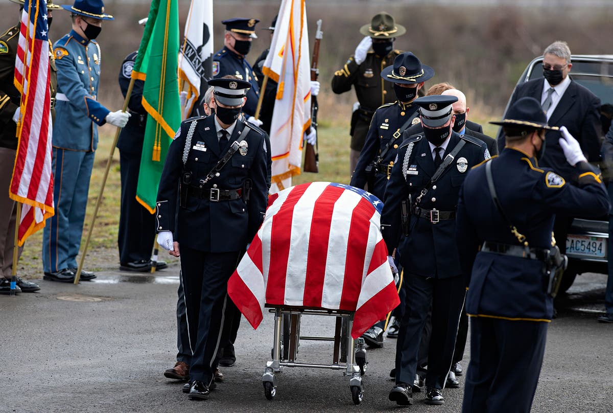 Man pleads not guilty in death of officer killed by deputy