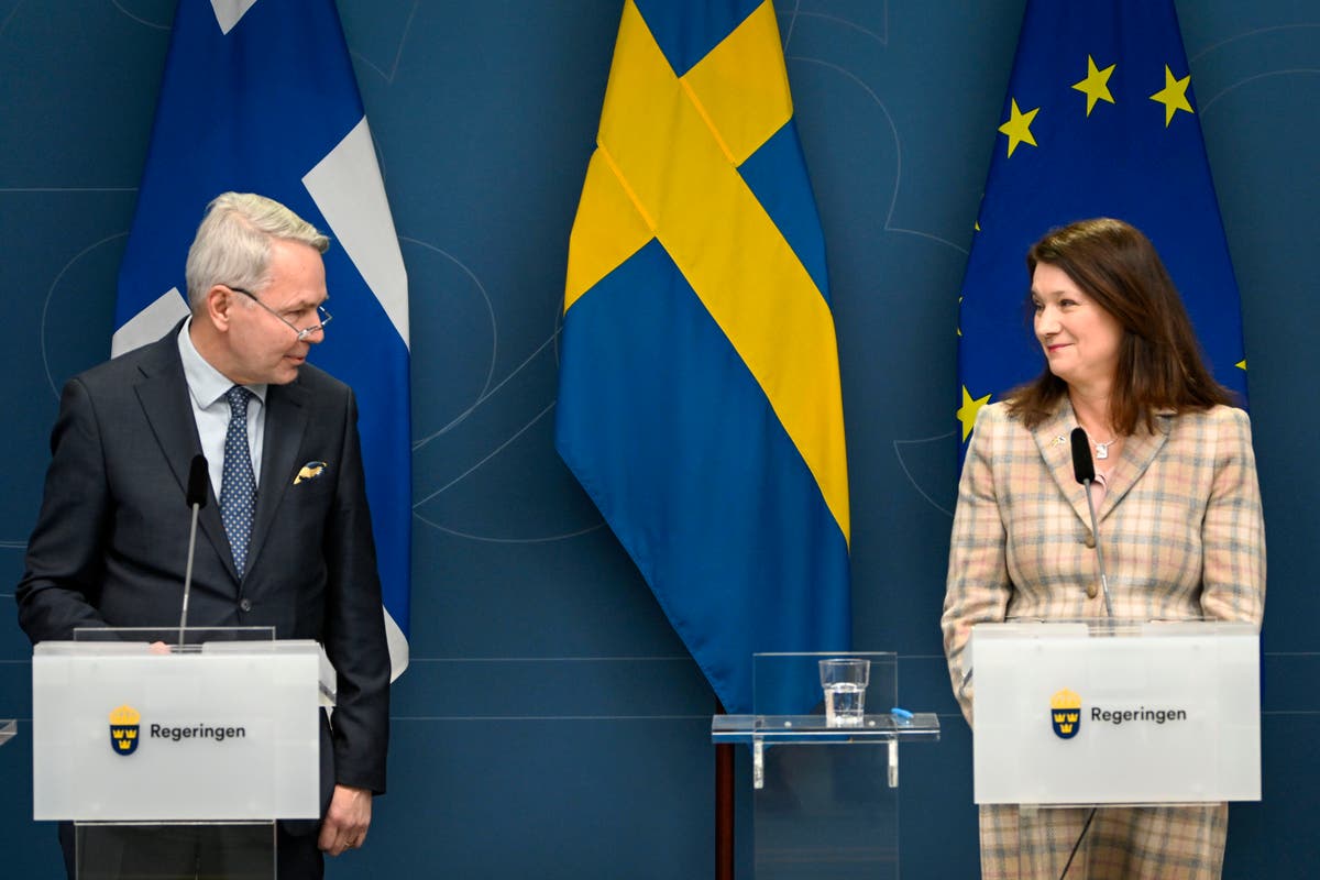 Neutral Finland, Sweden warm to idea of NATO membership