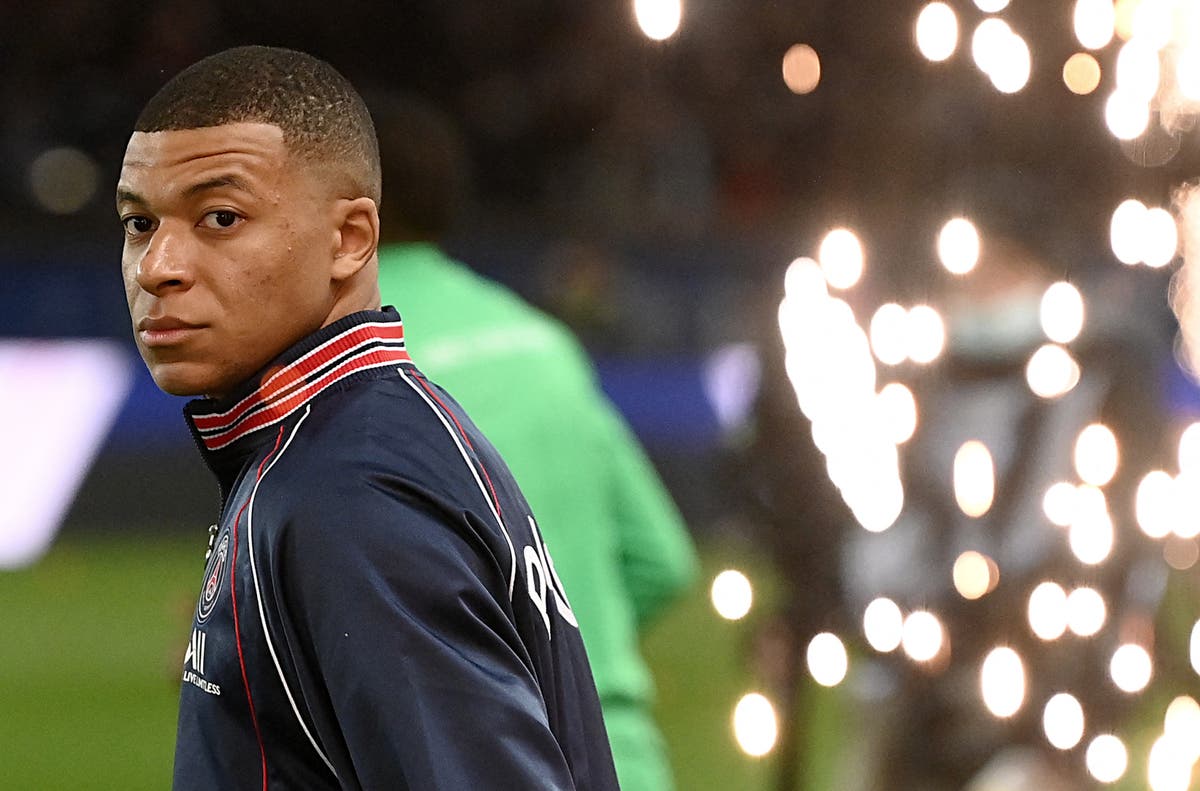 Kylian Mbappe Contract Psg Deny Making 0m Offer To France Star The Independent