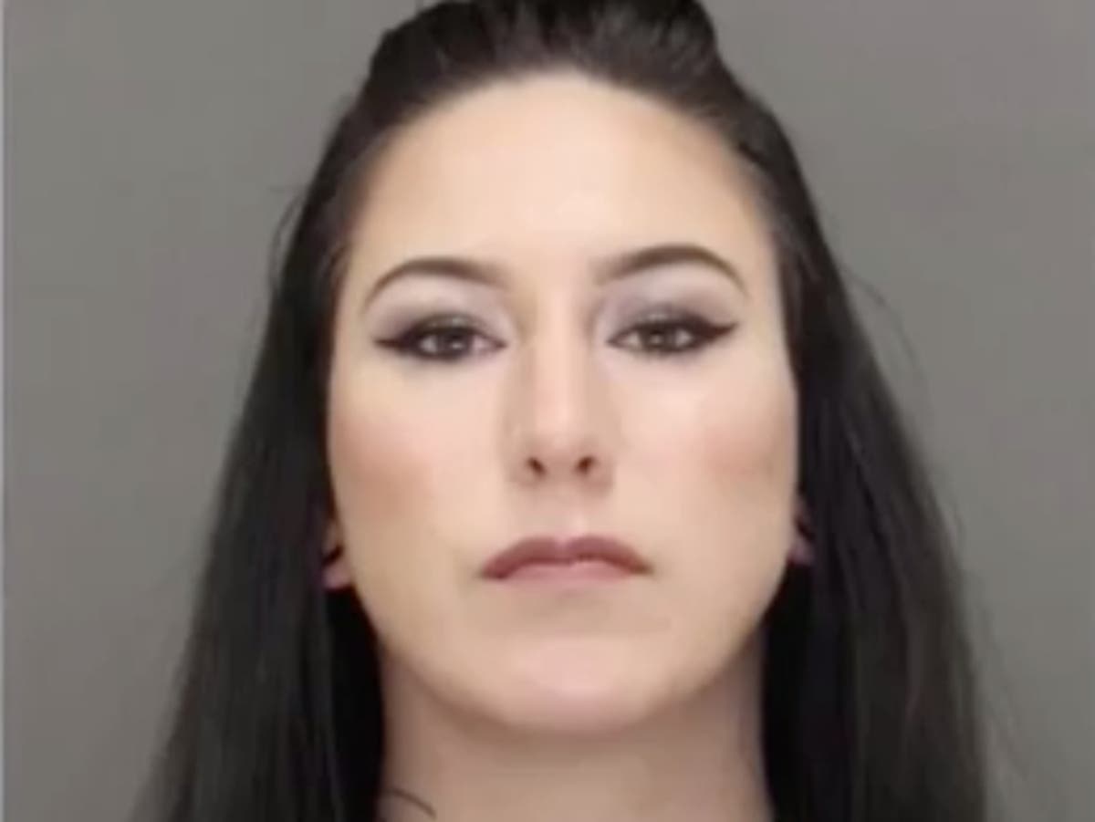 Woman Accused Of Decapitating Man During Sex While High On Crystal Meth Wiki N Biography