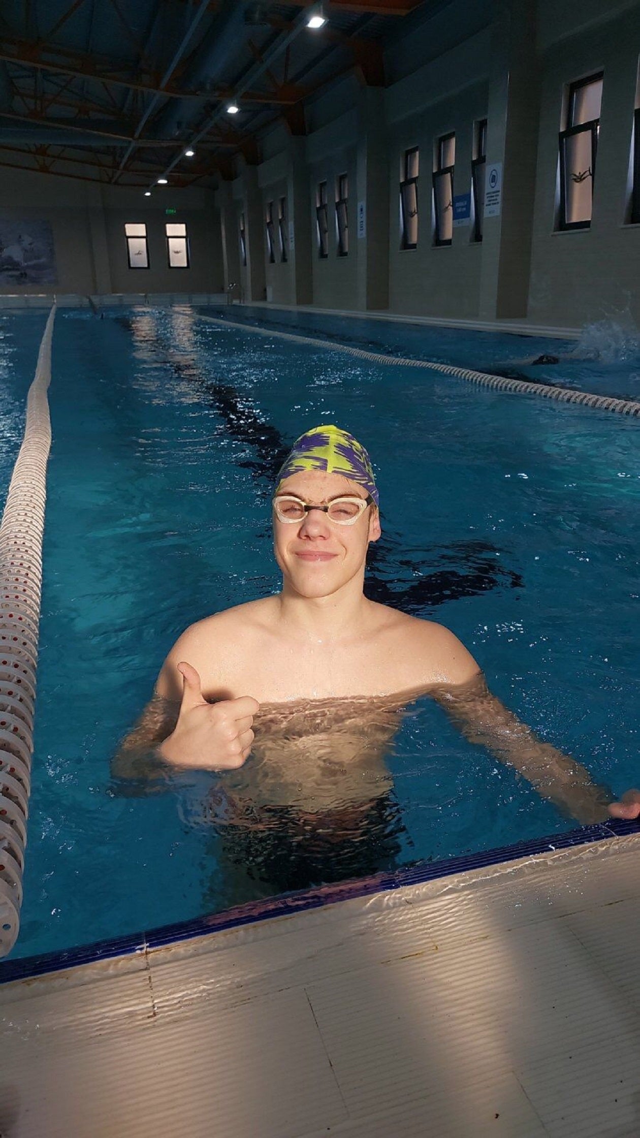 Nikita Dudchenko, 14, in the swimming pool (Natalia Samorodina)