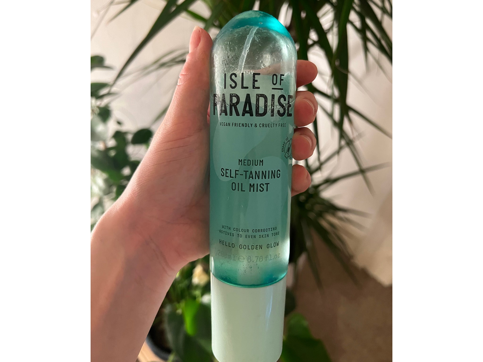 Isle of Paradise's self-tanning oil mist review: Does the new fake tan  perform?