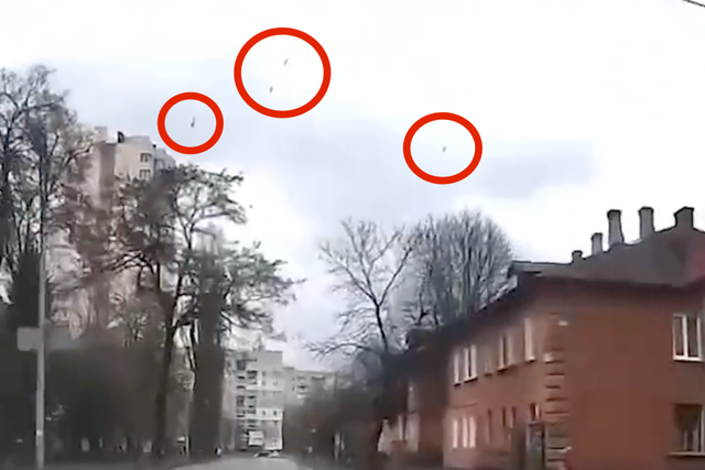 <p>Missiles raining down on the apartment complex in Chernihiv</p>