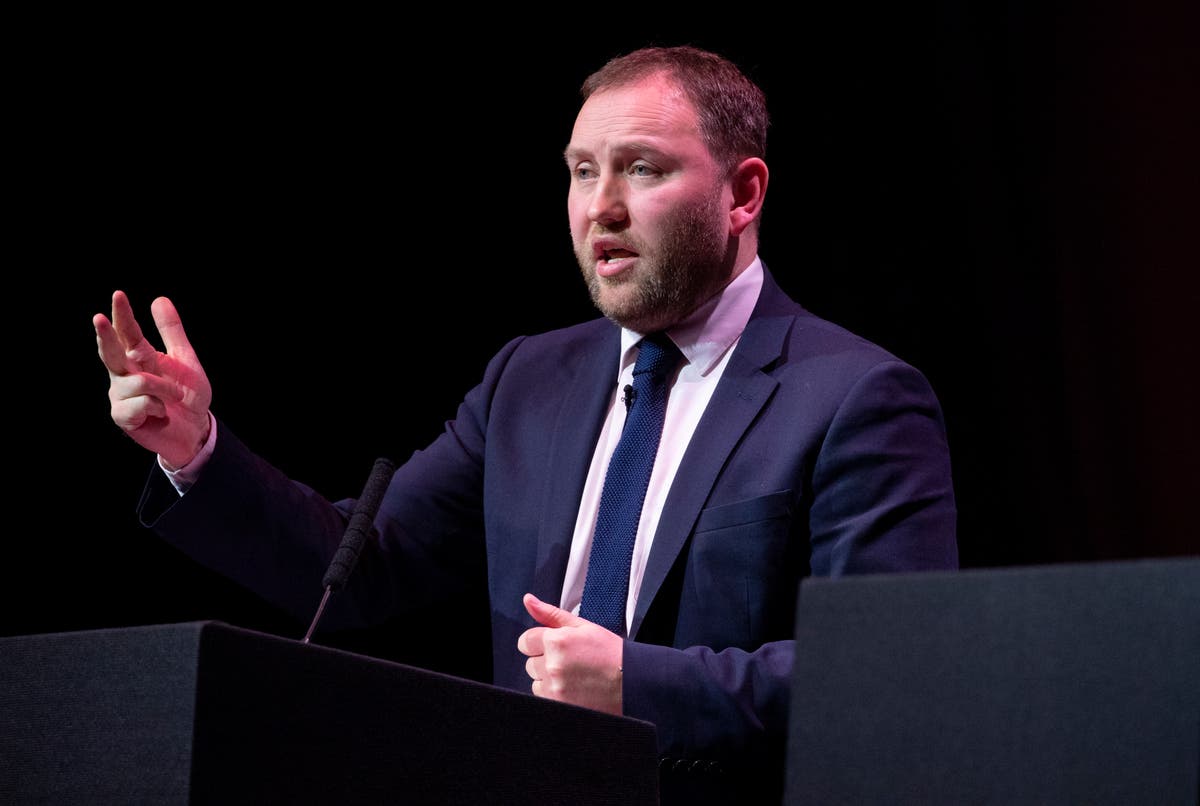 Labour outlines plans to root out Russian &lsquo;dirty money&rsquo; in Scotland
