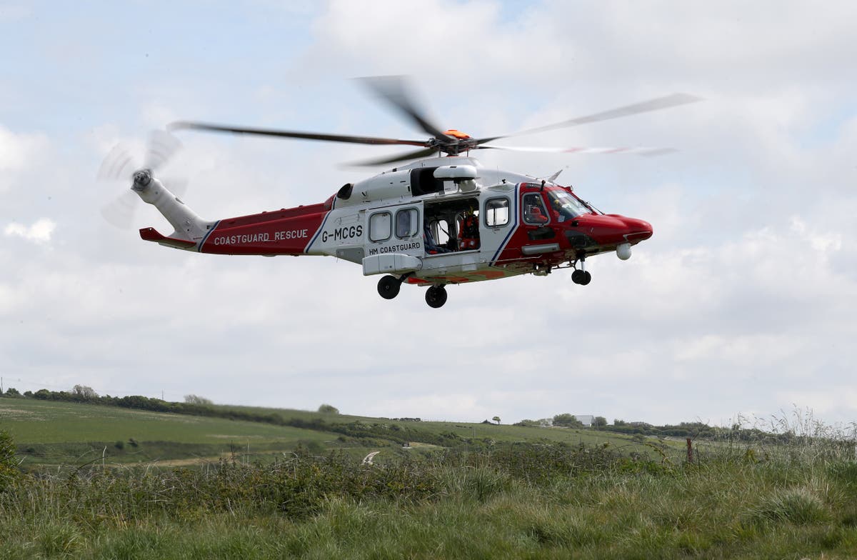 Woman dies in helicopter landing incident
