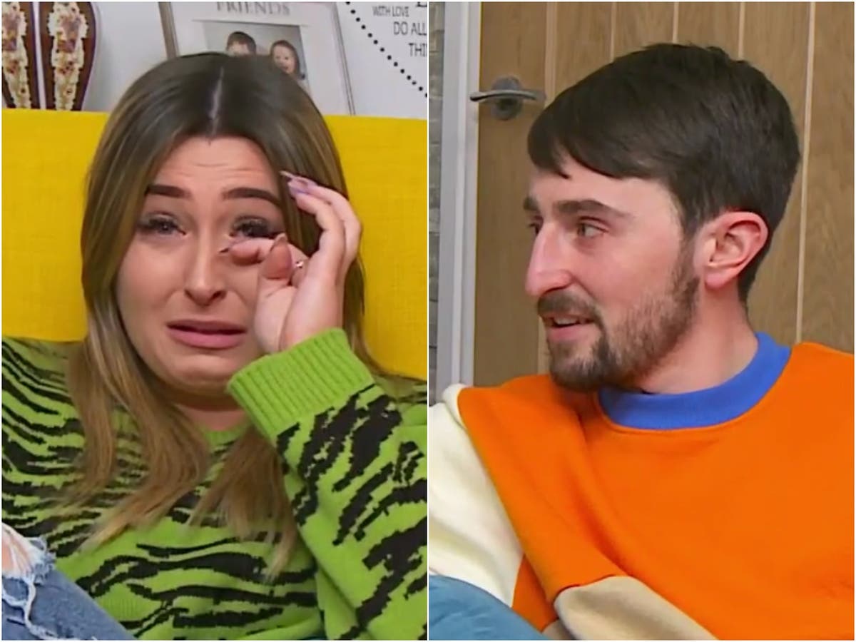 Gogglebox viewers left &lsquo;sobbing&rsquo; as Sophie and Pete Sandiford discuss Ukraine-Russia war in latest episode