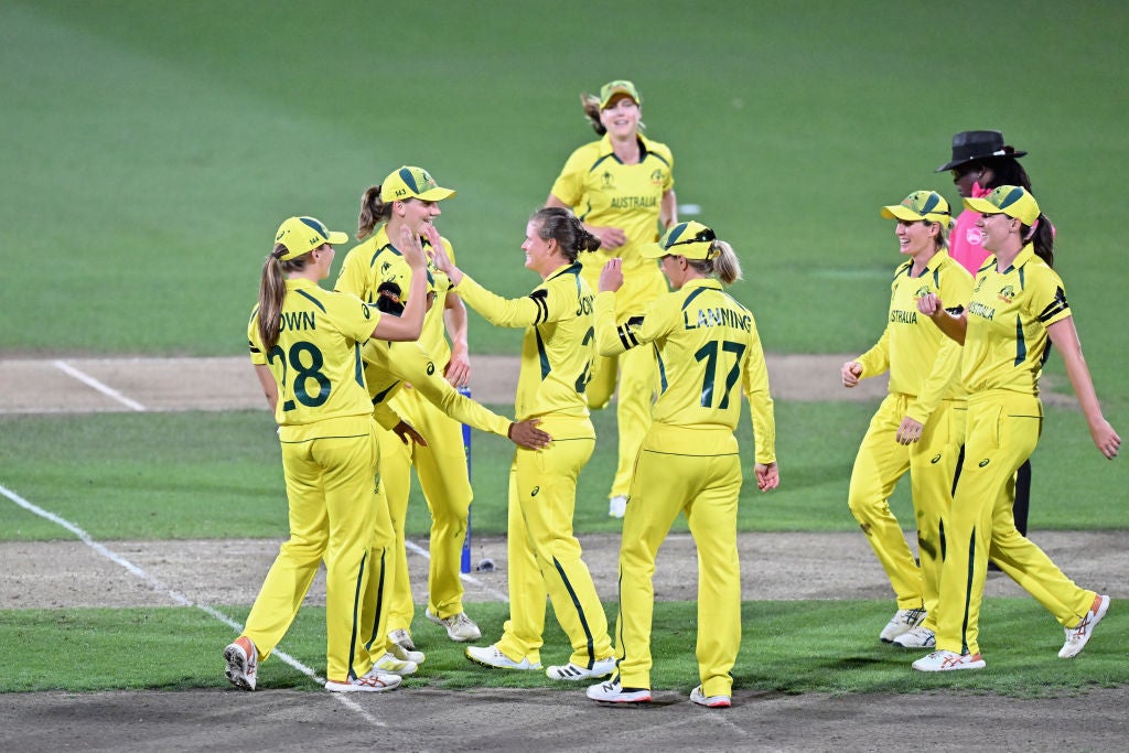 Australia set an impressive target as England were defeated in their opening match