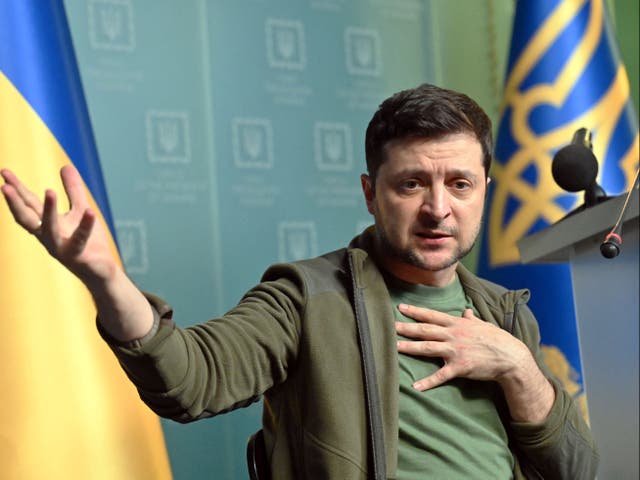 Volodymyr Zelenskyy ha agradecido a Elon Musk su apoyo a Ucrania durante la invasión rusa