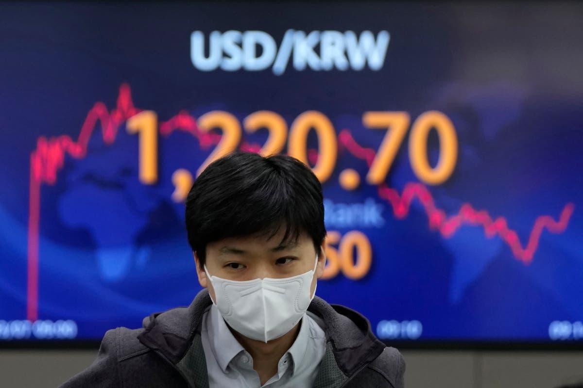 Brent crude up $10, shares sink as Ukraine conflict deepens