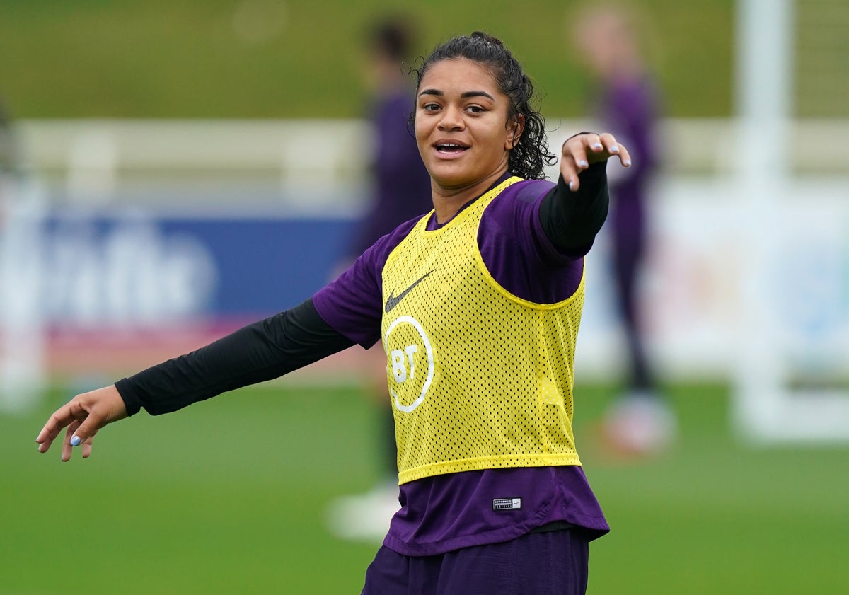 BARNET, ENGLAND - APRIL 24: Chelsea Women Jessica Carter during