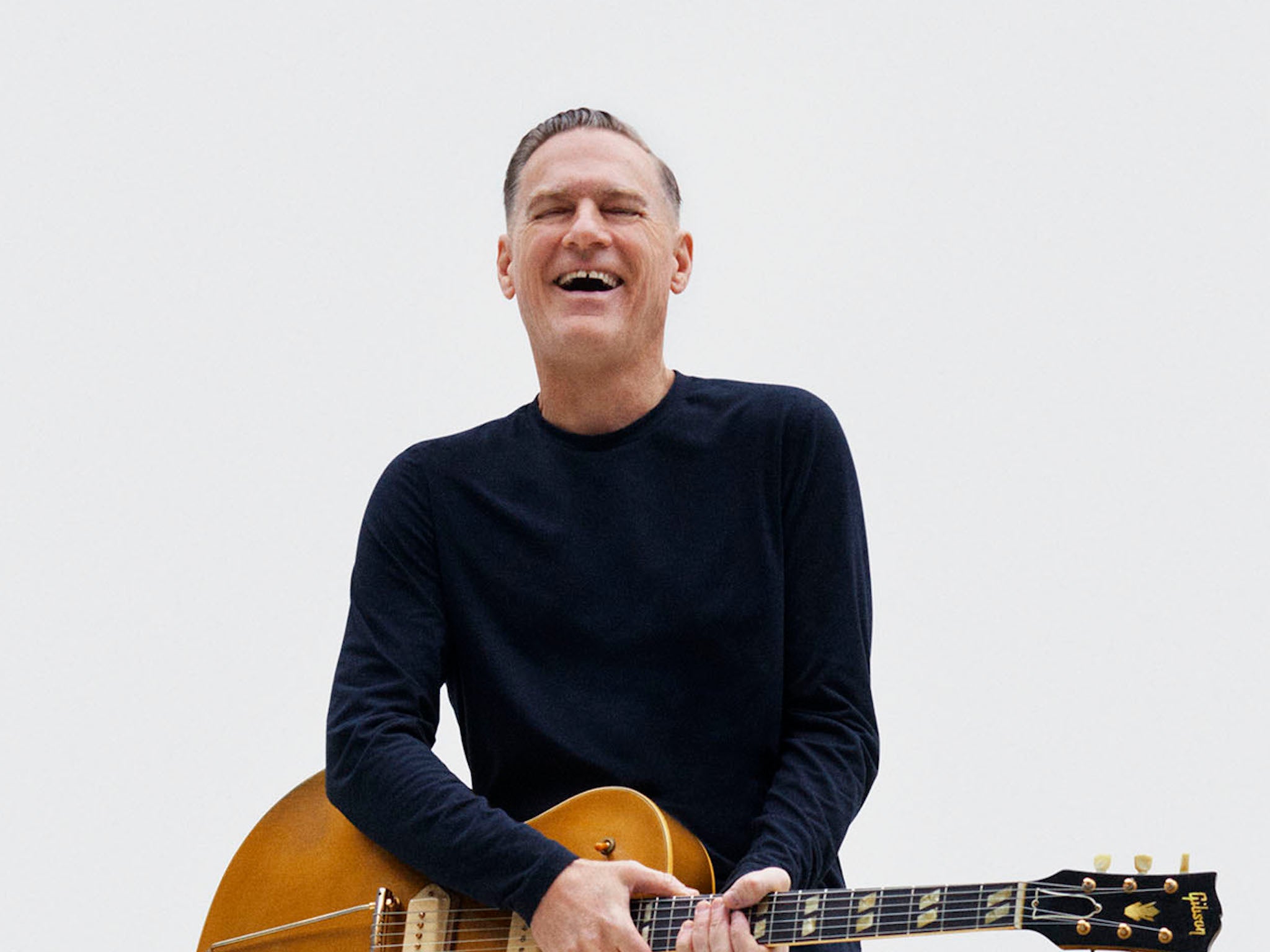 Bryan Adams เจอแฟนเพลงป่วนกระโดดแย่งไมค์ร้องเพลงบนเวที – Social ...