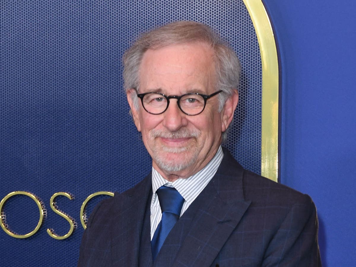 Steven Spielberg criticises decision not to air eight categories at Oscars