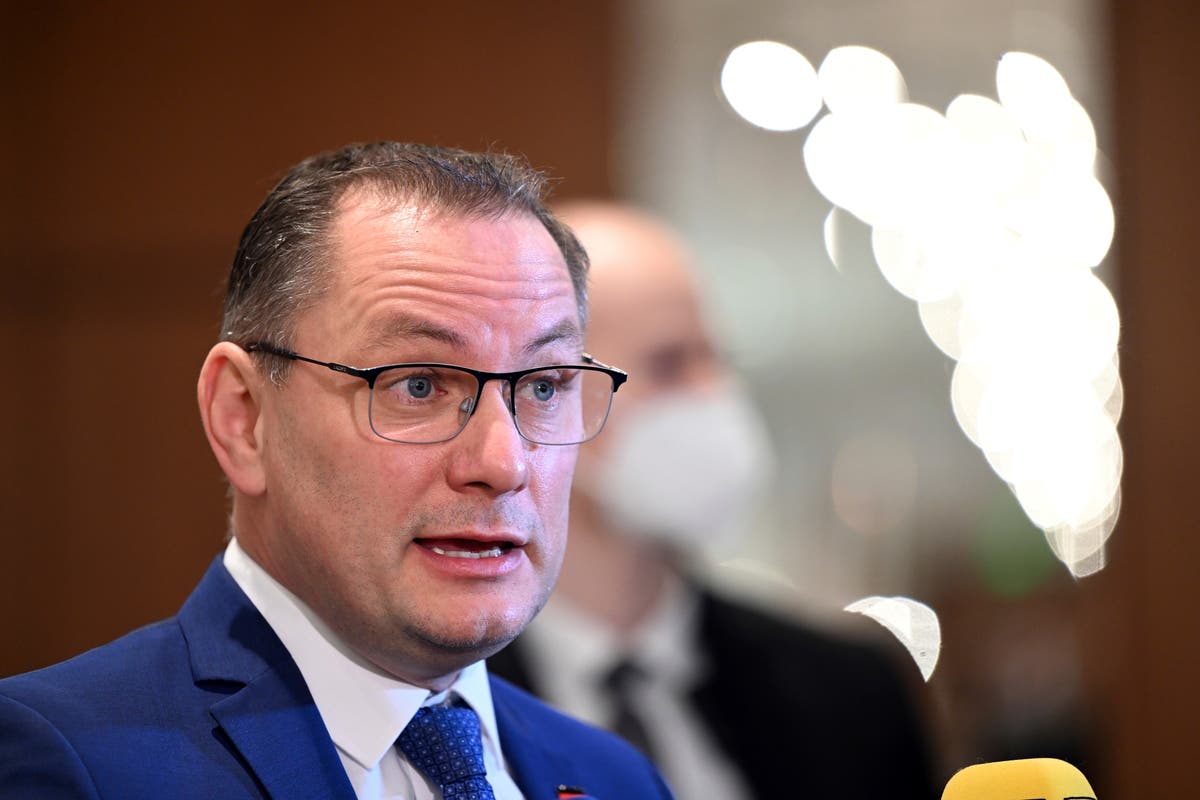 German court rules for intel agency against far-right party