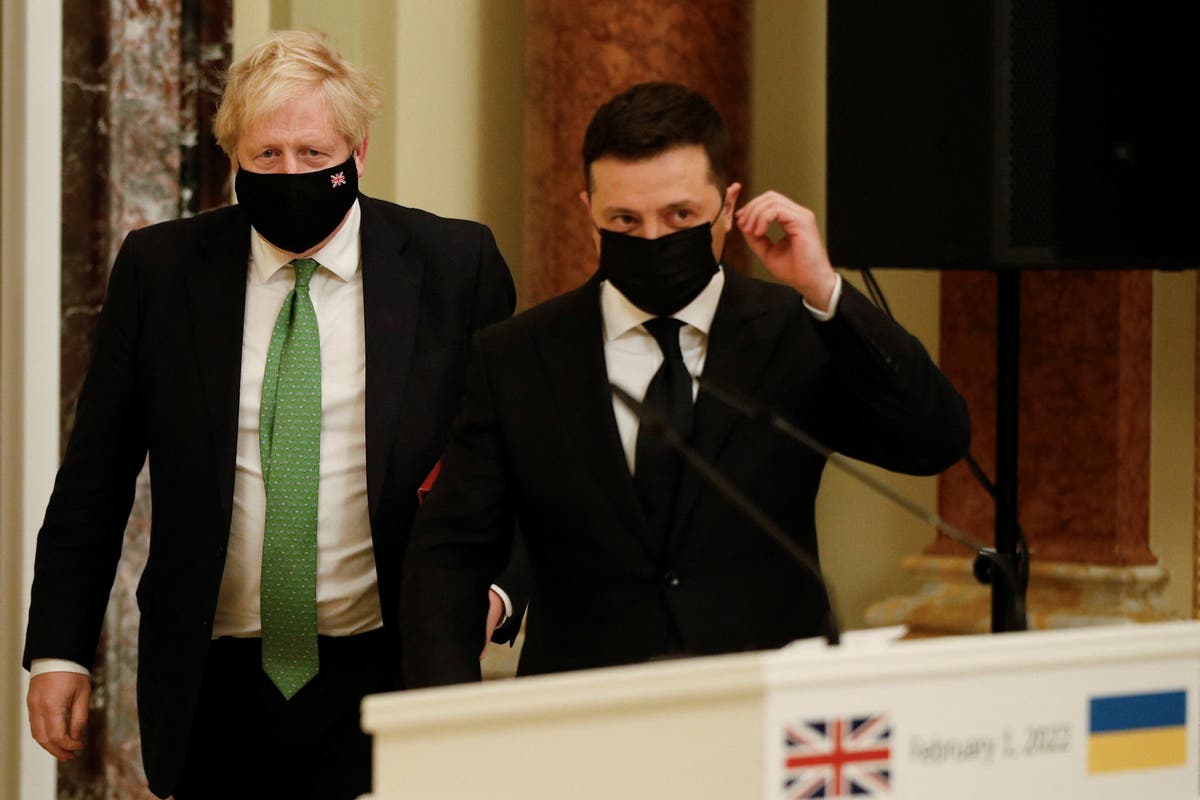Zelensky praises oil sanctions as Truss travels to Washington Zelensky praises oil sanctions as Truss travels to Washington