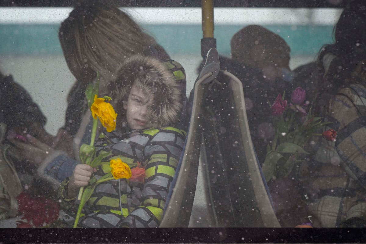 Live updates: Ukraine says building defenses of key cities