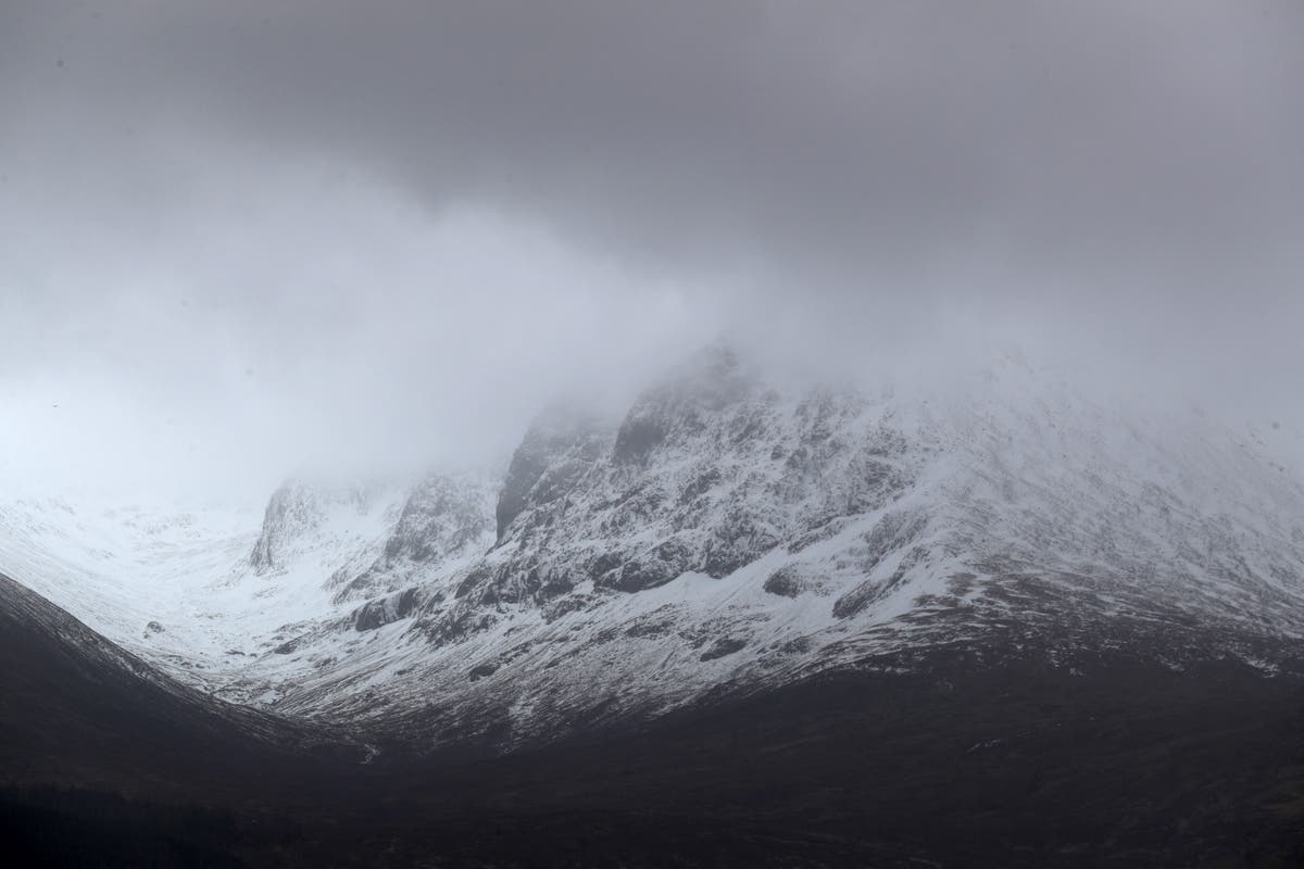 Man dies on Ben Nevis as mountain teams rescue 17 stranded people