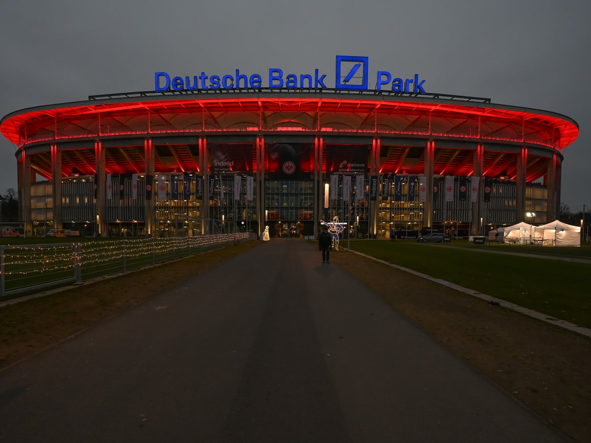 Eintracht Frankfurt vs Freiburg LIVE: Bundesliga team news, line-ups and more
