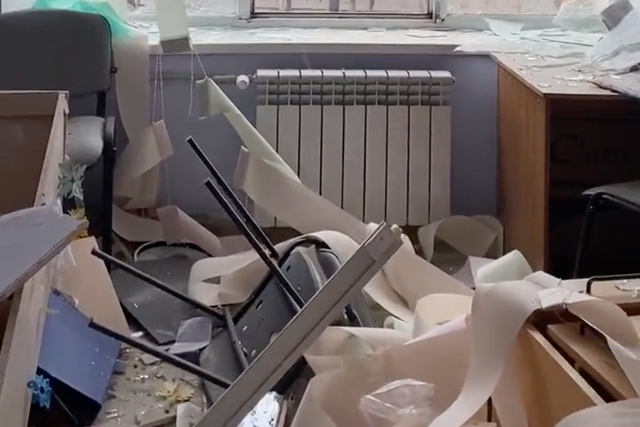 Ucrania: el presidente Zelensky dijo que el ejército ruso bombardeó un hospital de maternidad en Mariupol