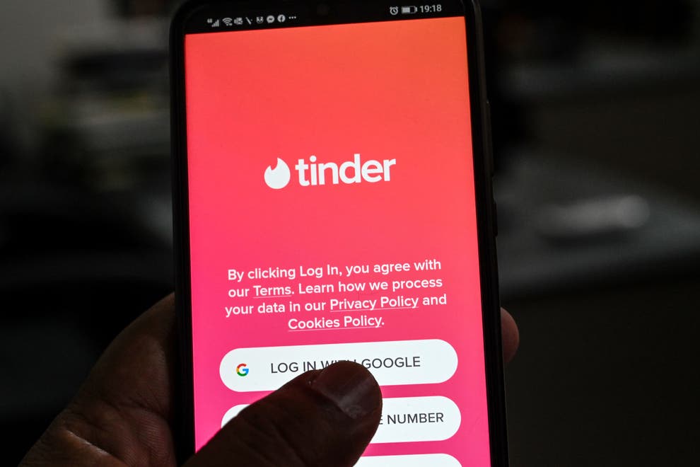 Tinder Users Can Now Run Background Checks On Their Matches The