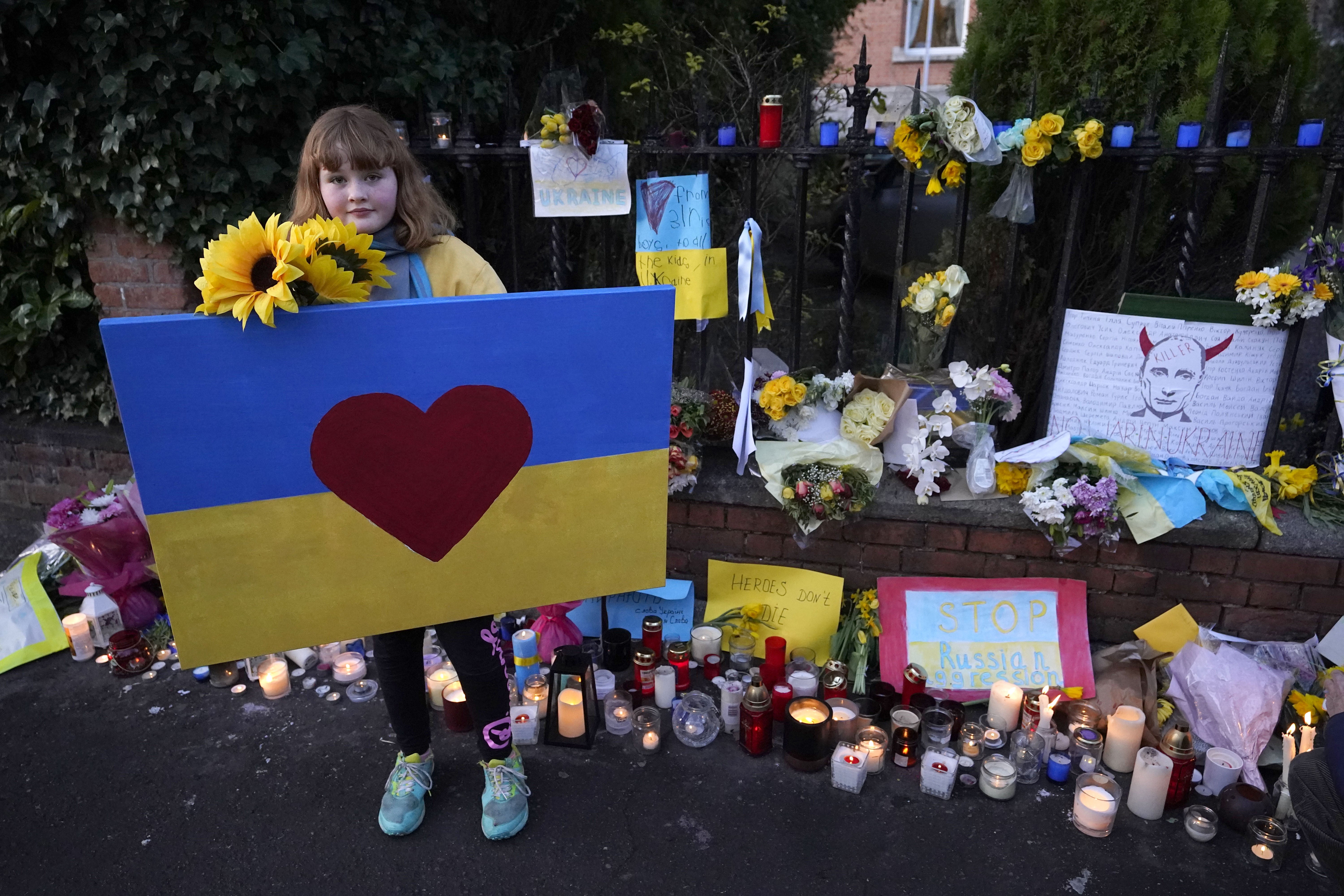 A vigil outside the Ukrainian embassy in Dublin (Niall Carson/PA)