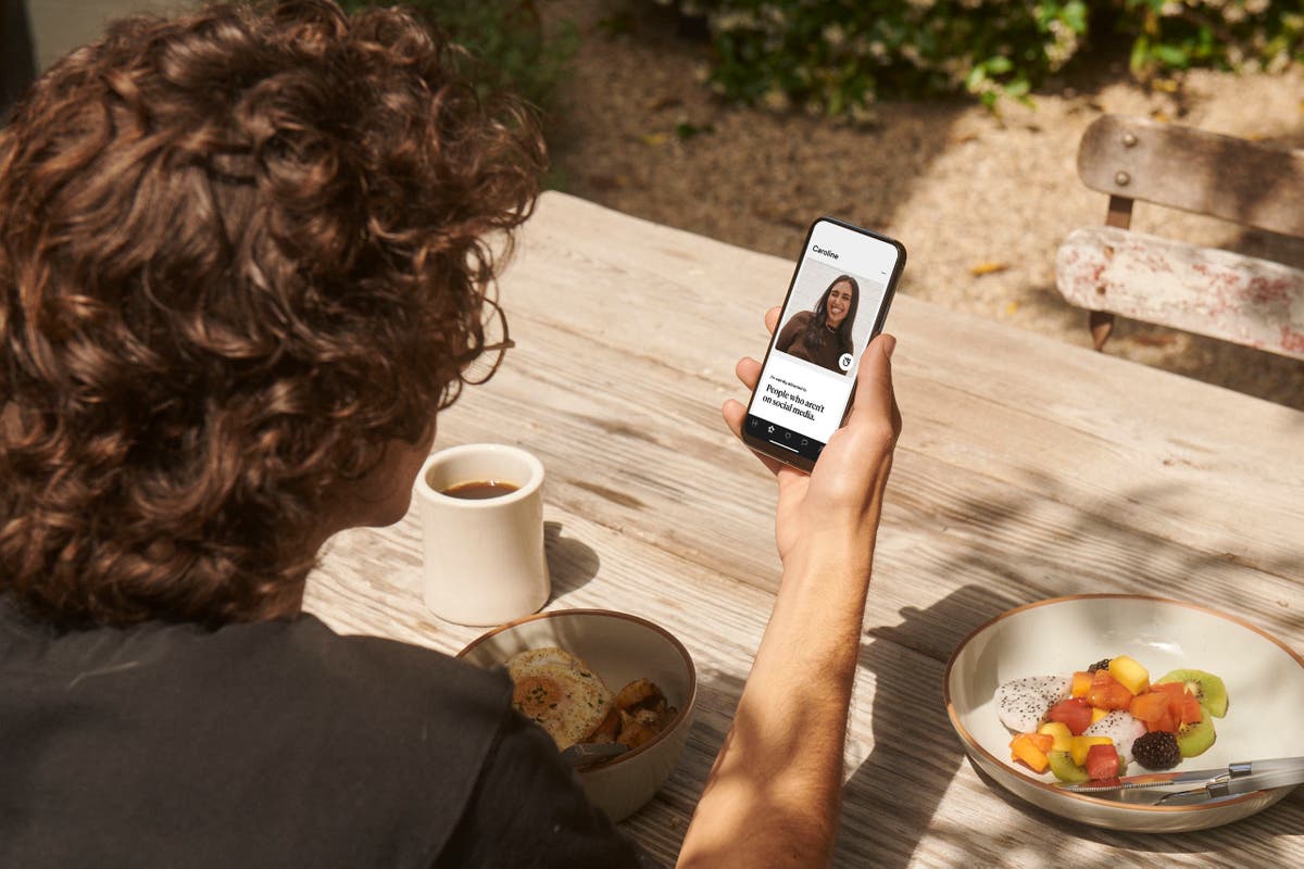 I realised it was time to delete Hinge when my date stuck his finger in my mouth