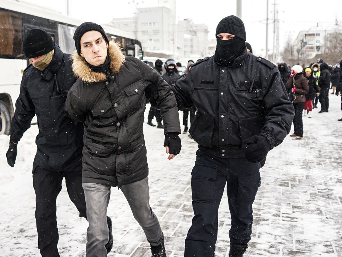 &lsquo;For many years we will have to ask forgiveness&rsquo;: Russian protester speaks of shame over Ukraine invasion