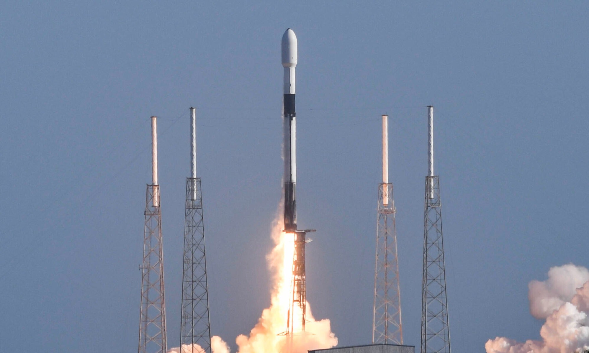 <p>A SpaceX Falcon 9 rocket lifts off from Pad 40 at Cape Canaveral Space Force Station, FL Wednesday, March 9, 2022. The rocket is carrying 48 Starlink satellites.</p>