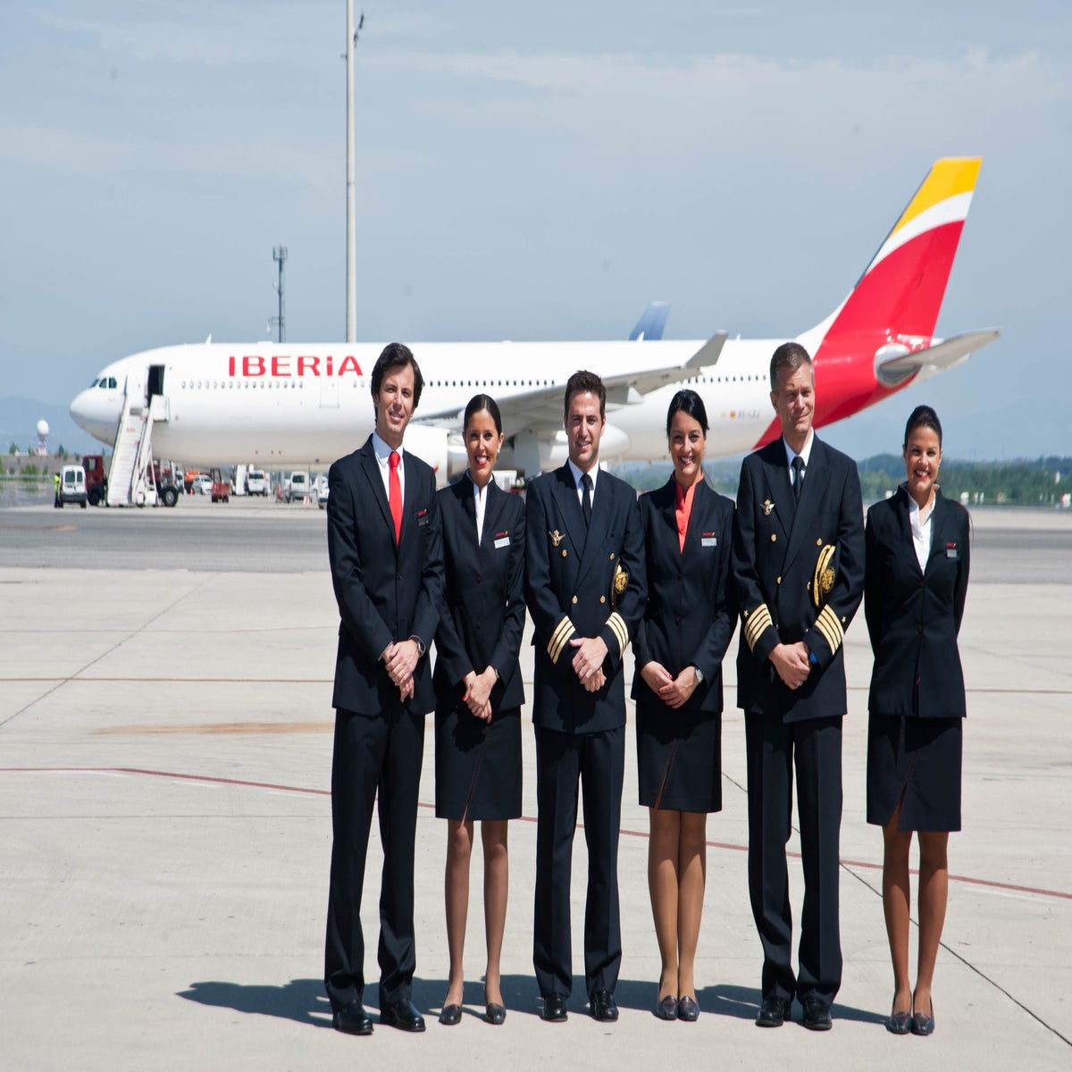 I'm a Flight Attendant, and I Think We Need Better Uniforms