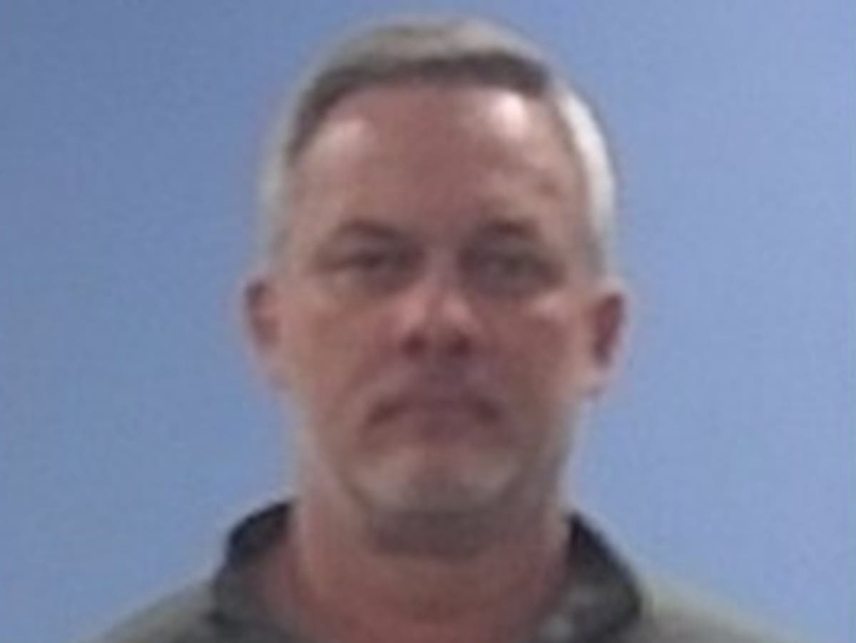 Arkansas high school principal arrested for murder after wife died of ‘severe injury’ Arkansas high school principal arrested for murder after wife died of ‘severe injury’