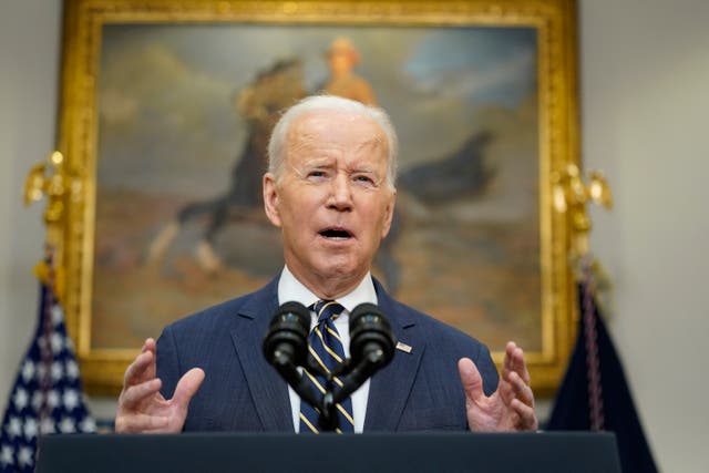 <p>El presidente Joe Biden anuncia que EE.UU. revocará el estatus de “nación más favorecida” a Rusia por su invasión de Ucrania</p>