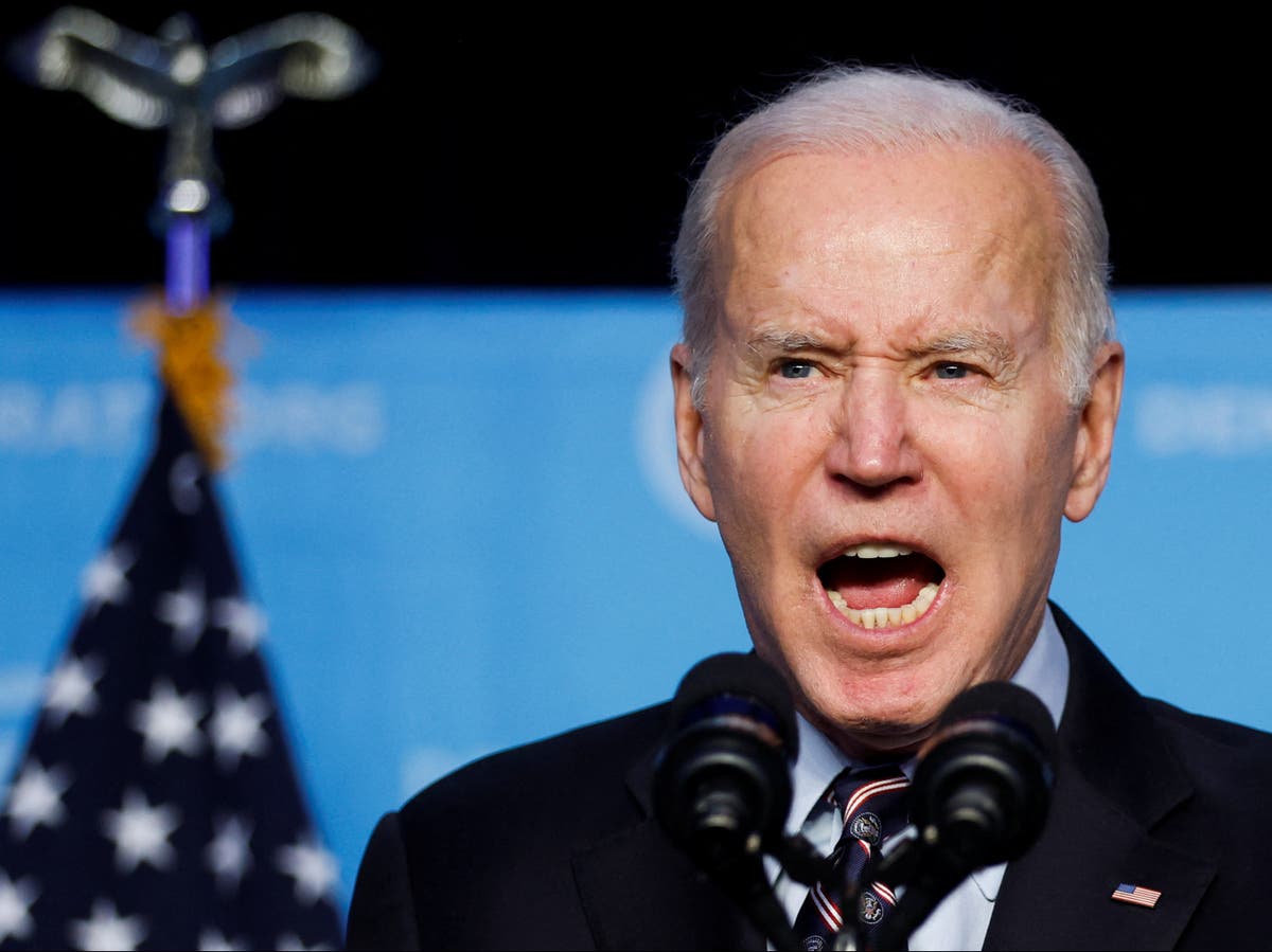 Biden sees minimal poll bounce from Ukraine as Zelensky’s US approval soars