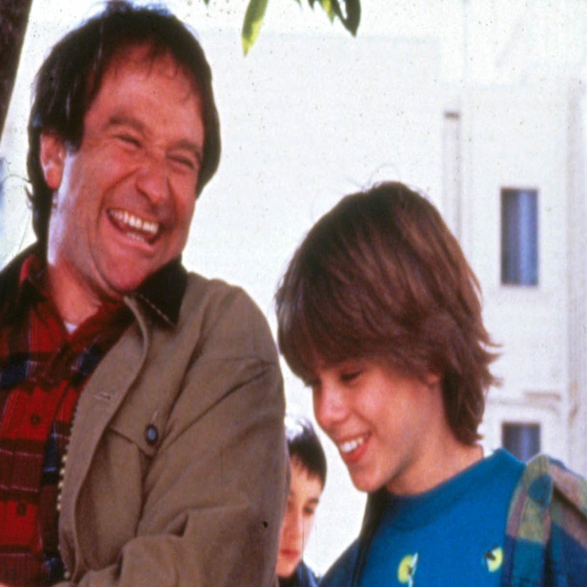Mrs Doubtfire child star says he 'stayed away' from drugs because of Robin  Williams's advice