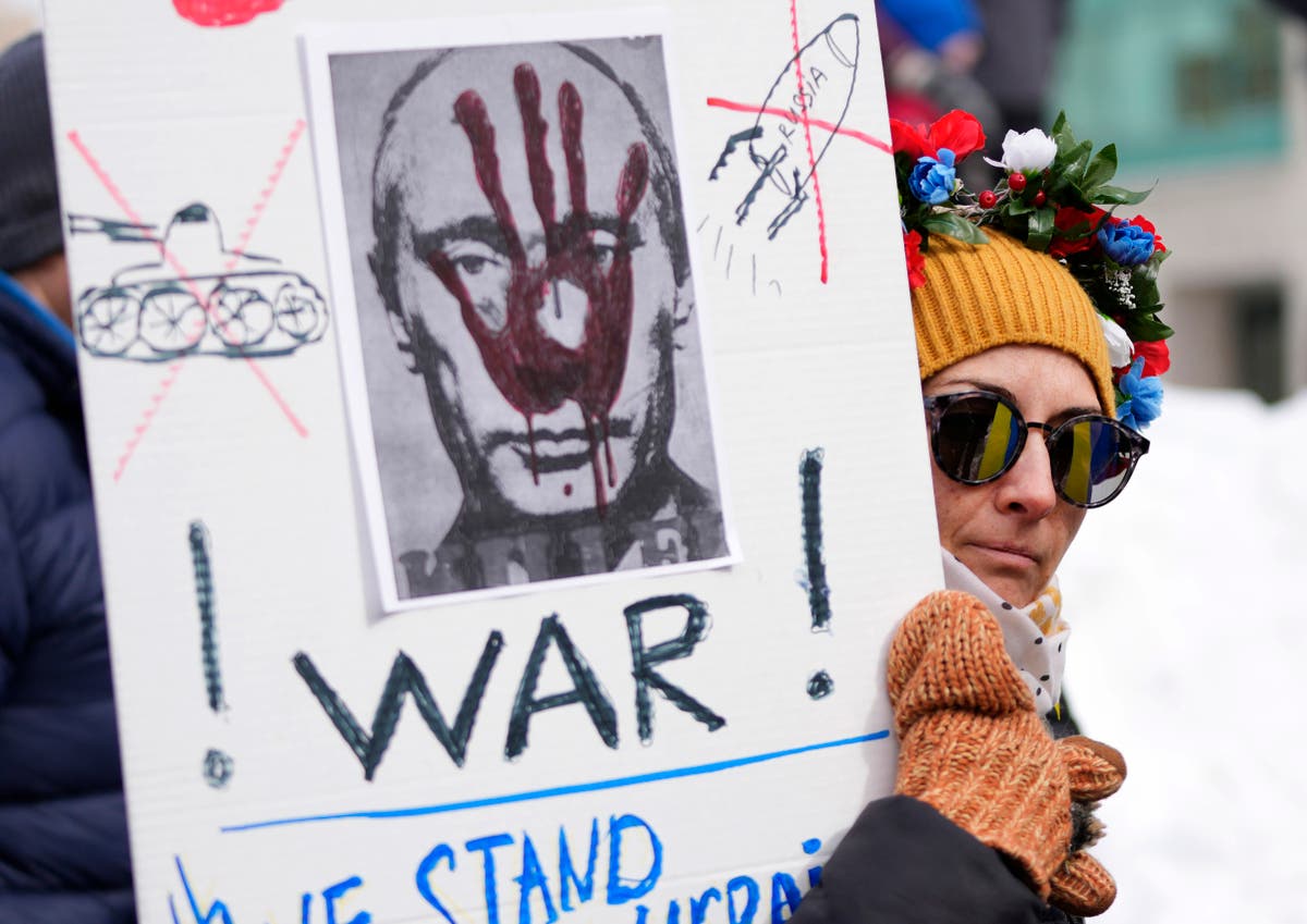 UK will pursue more options to bolster Ukraine&rsquo;s self-defence, says PM