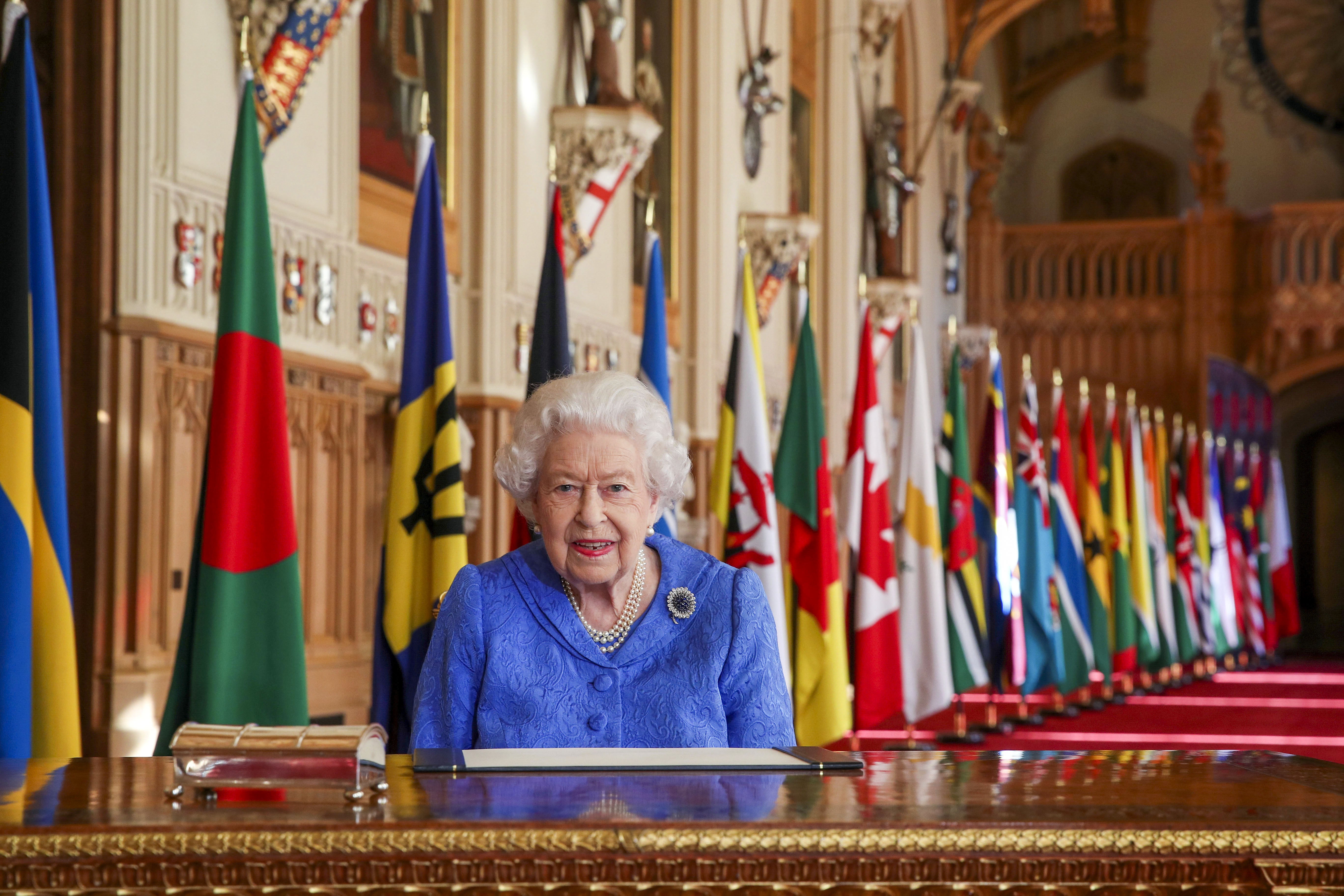Премьер министр королевы. Королева Великобритании 2021.