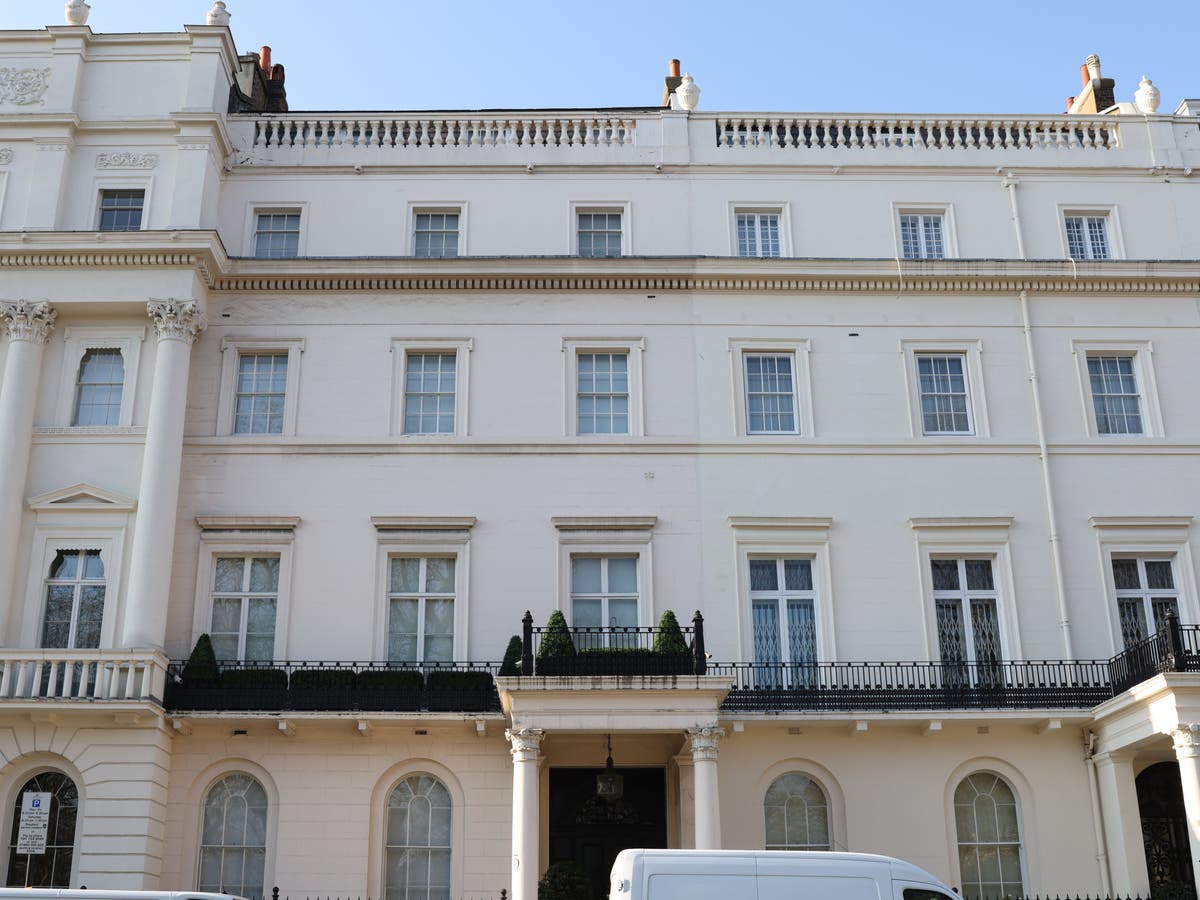 Squatters occupy London mansion &lsquo;owned by Russian oligarch&rsquo; in protest at Ukraine war