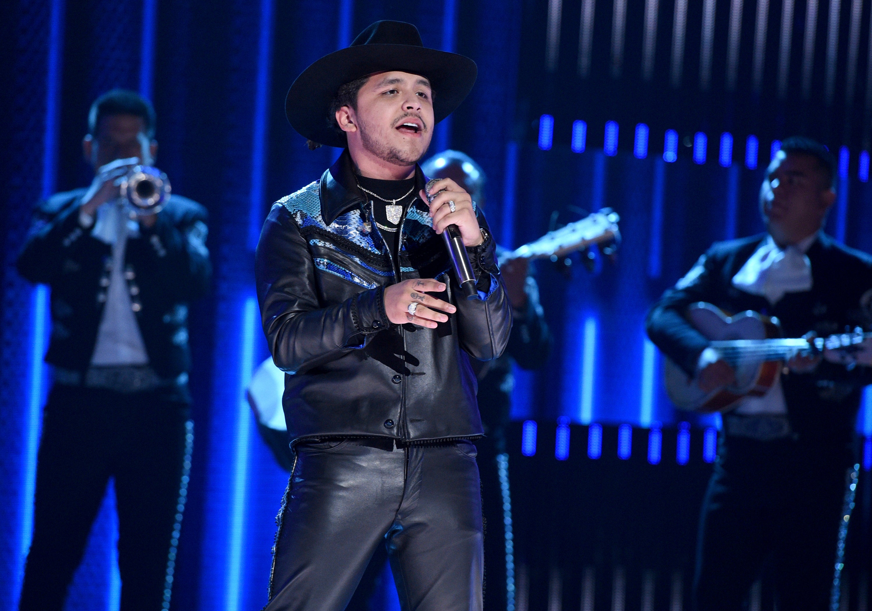 LATIN AMAS-CHRISTIAN NODAL