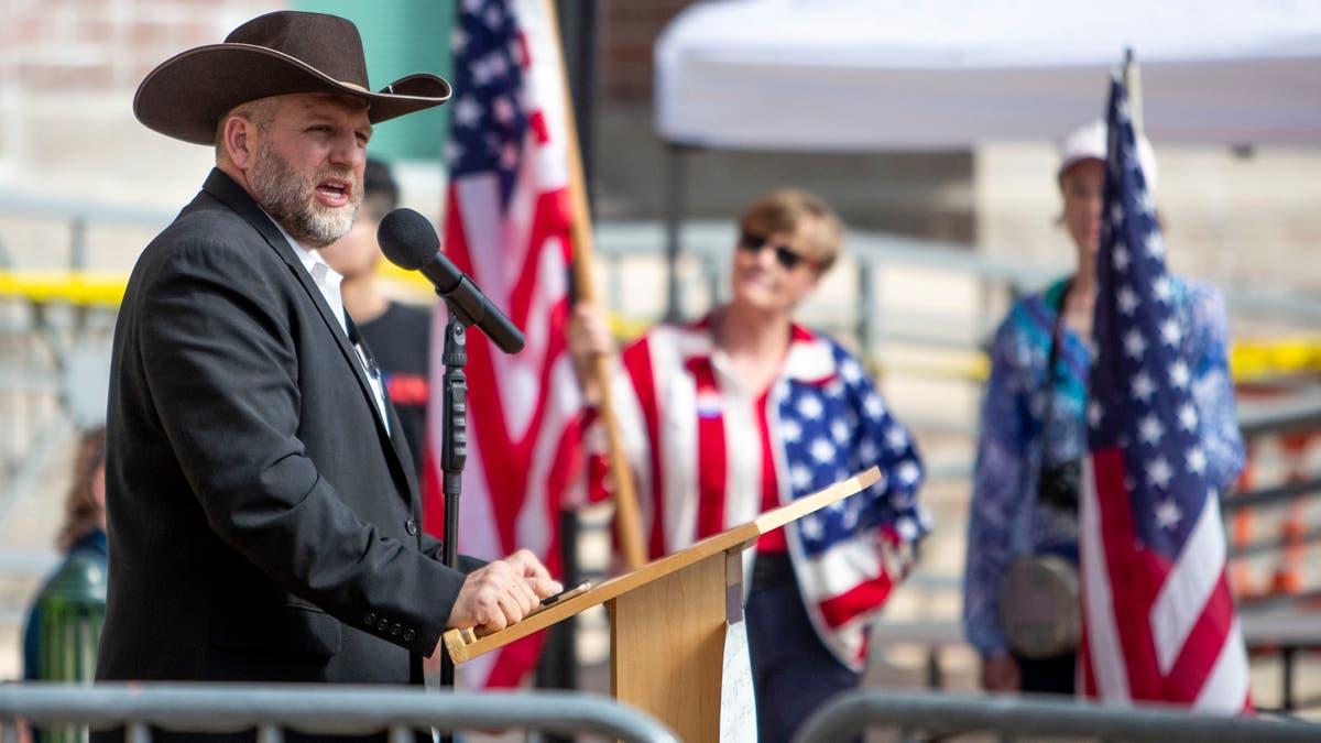 Far right activist Ammon Bundy threatens another armed standoff in