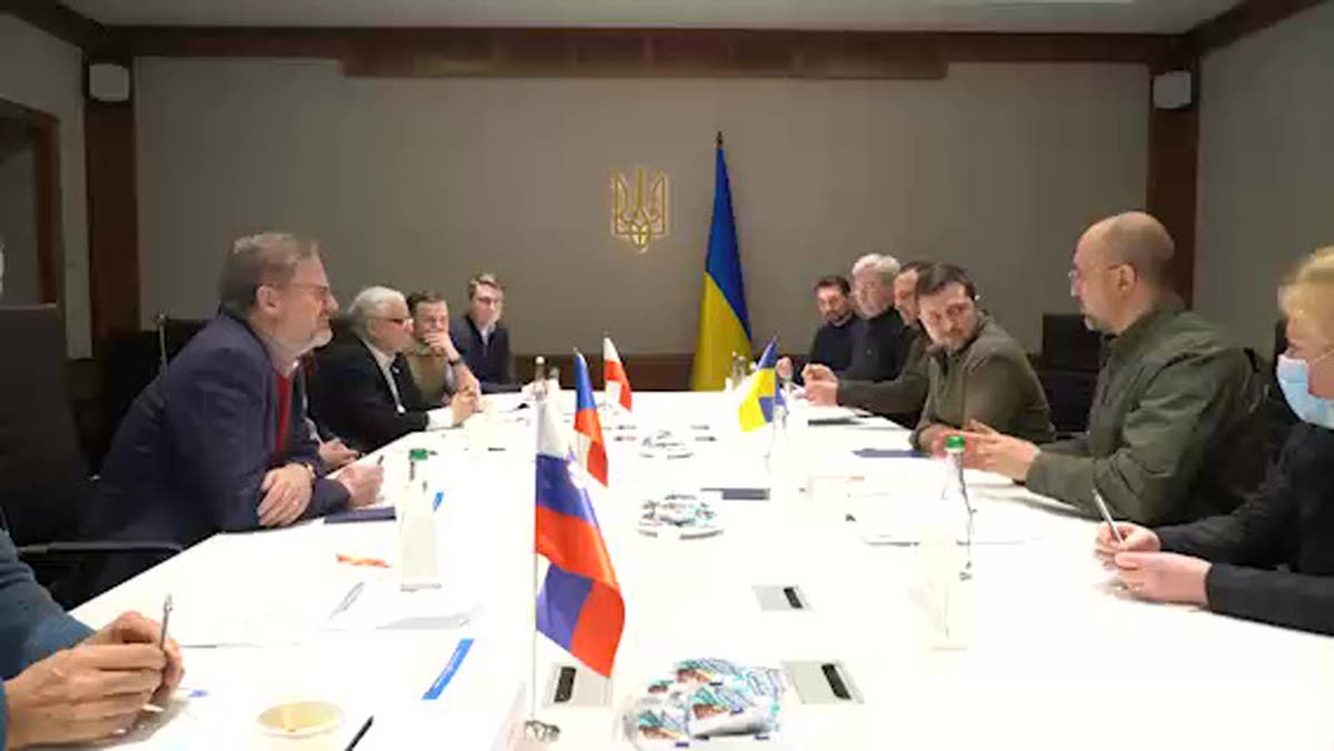 Three EU prime ministers arrive by train in Kyiv as Russian attacks intensify